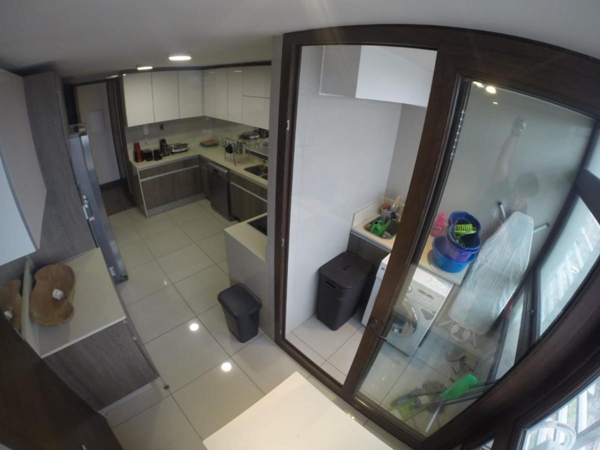 Con Bano Privado Dpto Las Condes Habitación en casa particular