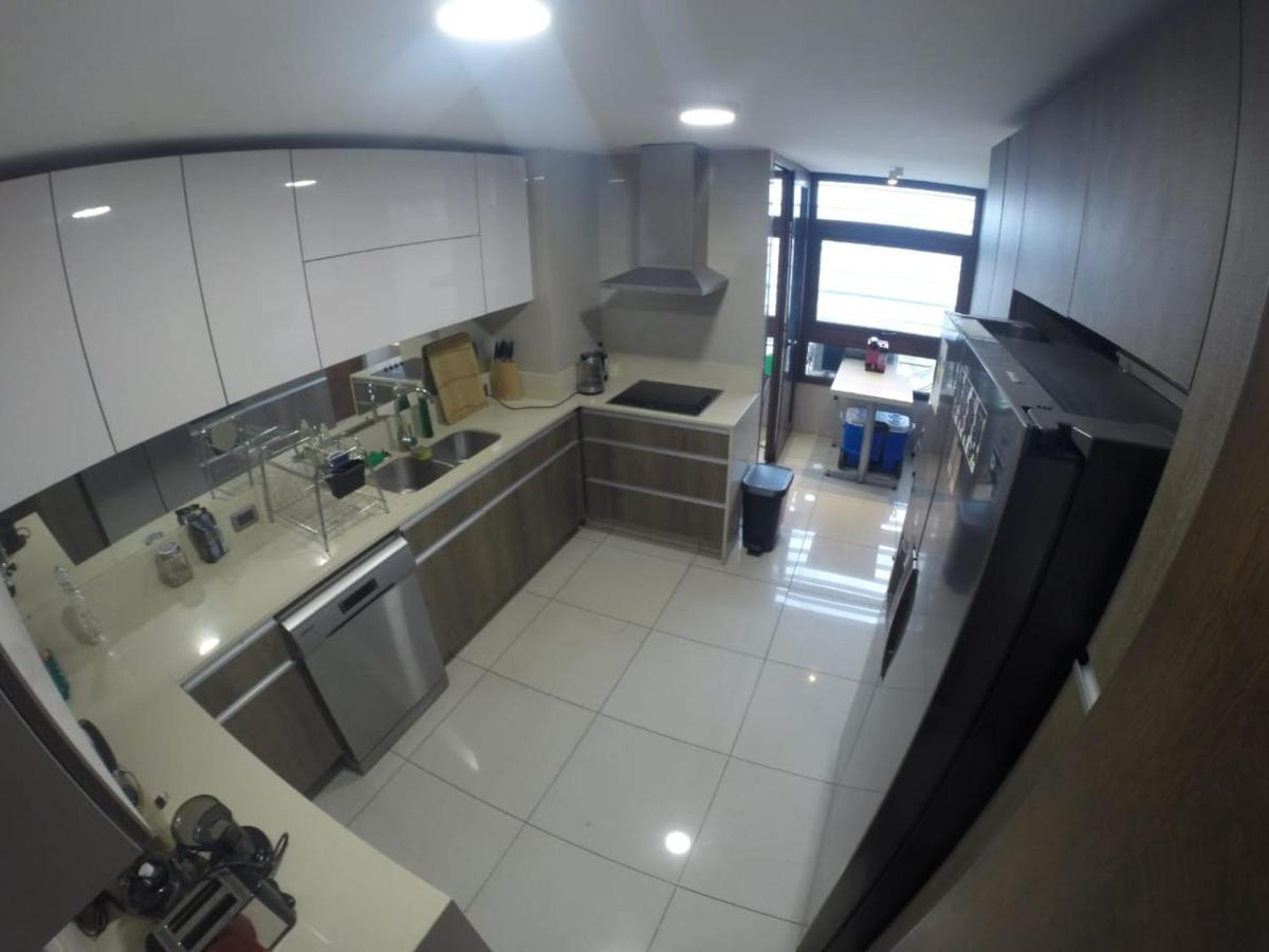 Habitación en casa particular Con Bano Privado Dpto Las Condes *